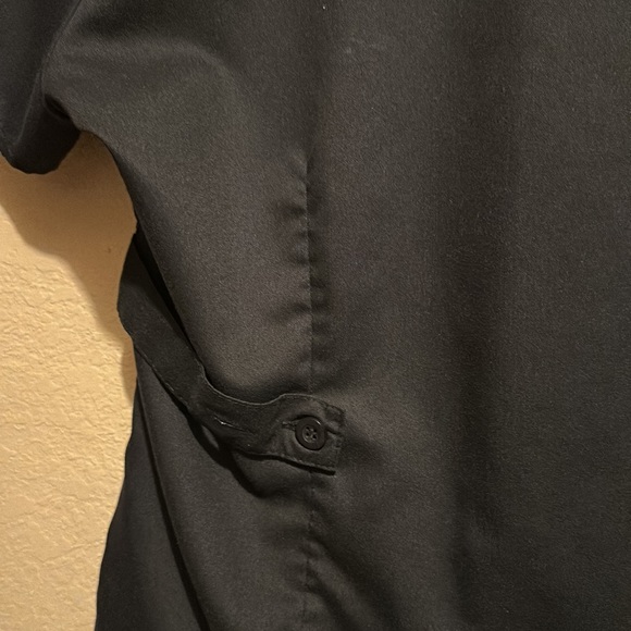 Women’s Grey’s Anatomy scrub top - Picture 6 of 7